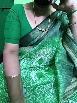 Snapshot of niiveditha chatting on March 2025 06:11:01 PM niiveditha online show from March 2025 06:11:01 PM