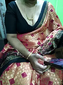 Snapshot of niiveditha chatting on October 2025 10:38:01 AM niiveditha online show from October 2025 10:38:01 AM