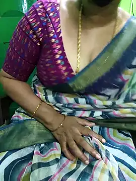 Snapshot of niiveditha chatting on November 2025 11:58:02 AM niiveditha online show from November 2025 11:58:02 AM