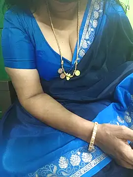 niiveditha online show from December 2025 08:17:01 AM