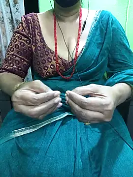 niiveditha online show from November 2025 01:04:01 PM