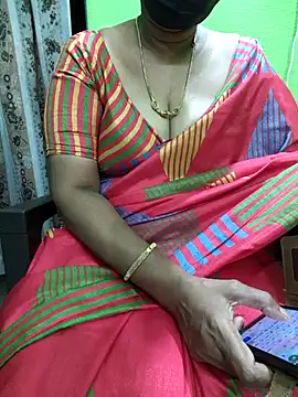 Snapshot of niiveditha chatting on September 2025 02:40:02 AM niiveditha online show from September 2025 02:40:02 AM