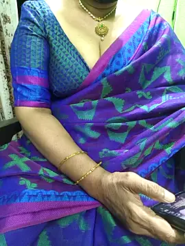 niiveditha online show from November 2025 01:27:02 PM