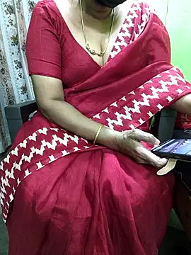 Snapshot of niiveditha chatting on September 2025 07:32:02 AM niiveditha online show from September 2025 07:32:02 AM