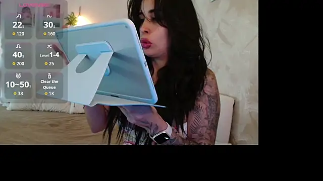 Snapshot of ambergirl14 chatting on April 2026 10:43:02 AM ambergirl14 online show from April 2026 10:43:02 AM