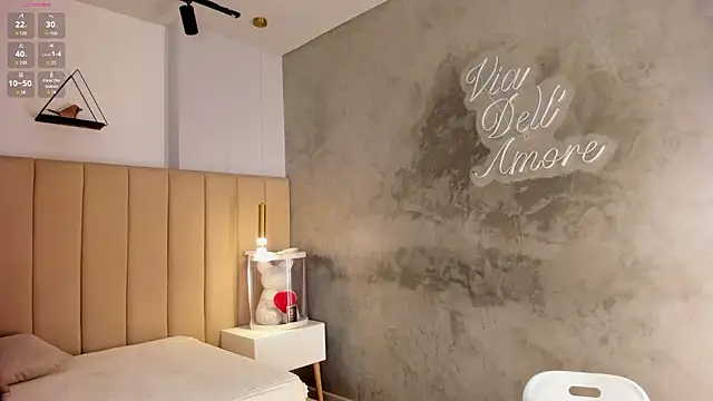 Zoee monroe online show from February 2026 07:14:02 PM