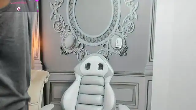 Andy dior18 online show from October 2025 02:13:01 AM