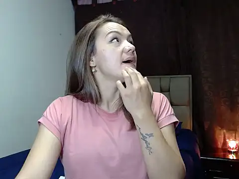 Snapshot of PenelopeMist chatting on February 2026 01:57:01 AM PenelopeMist online show from February 2026 01:57:01 AM