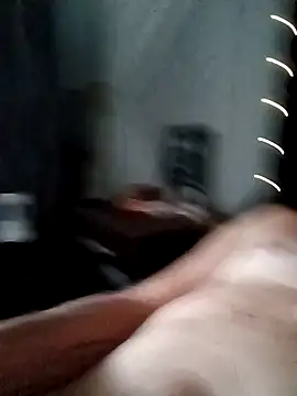Snapshot of Sexyguycumming chatting on March 2025 06:08:02 PM Sexyguycumming online show from March 2025 06:08:02 PM