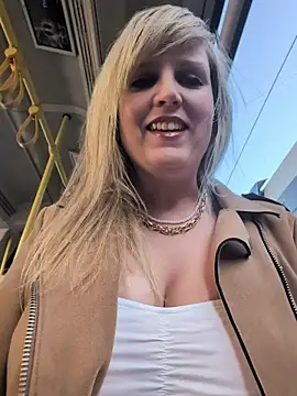 Sexybiene969 online show from March 2026 02:33:01 PM