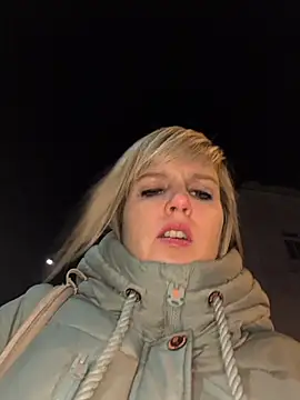 Sexybiene969 online show from November 2025 05:24:01 PM