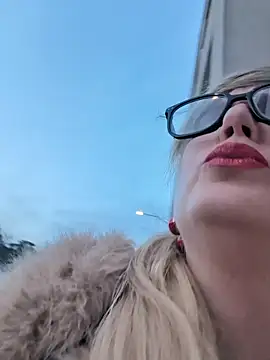 Sexybiene969 online show from March 2026 05:08:02 PM