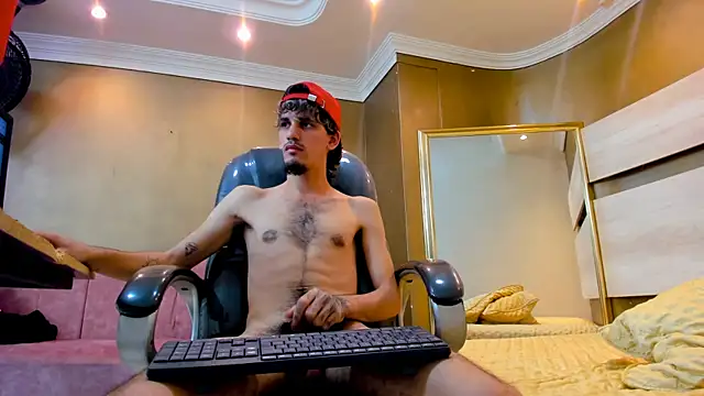 Snapshot of Dirty_Kingg chatting on March 2025 02:03:01 AM Dirty Kingg online show from March 2025 02:03:01 AM