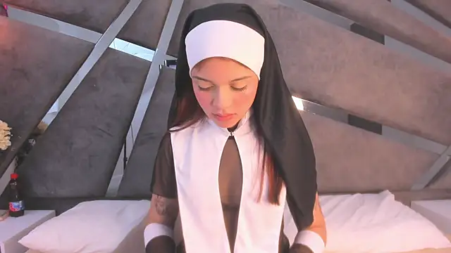 Snapshot of Giselle_Lauren chatting on October 2025 08:08:01 PM Giselle Lauren online show from October 2025 08:08:01 PM