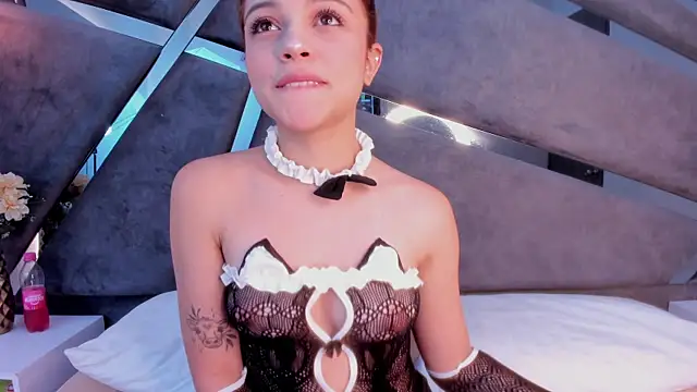 Snapshot of Giselle_Lauren chatting on October 2025 07:54:02 PM Giselle Lauren online show from October 2025 07:54:02 PM