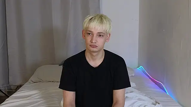 Julian wins online show from March 2026 11:51:02 PM