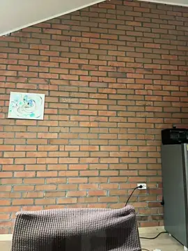 Julian wins online show from March 2025 08:19:01 PM