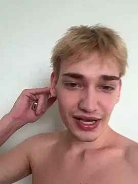 Julian wins online show from April 2026 11:50:01 AM