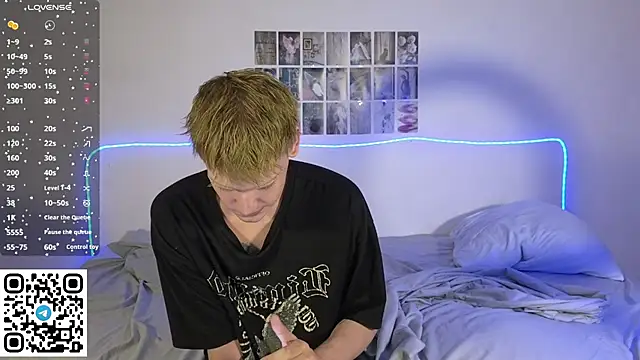 Julian wins online show from February 2026 12:34:02 AM