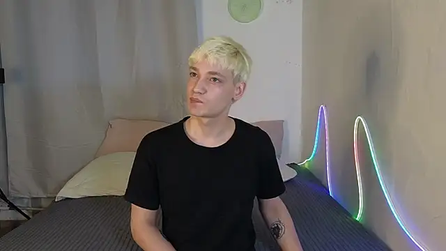 Julian wins online show from April 2026 12:06:01 AM