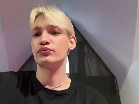 Julian wins online show from February 2025 11:01:02 AM