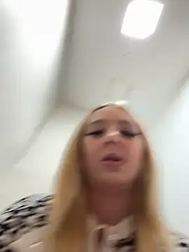 hotamanda01 online show from February 2026 08:17:02 PM