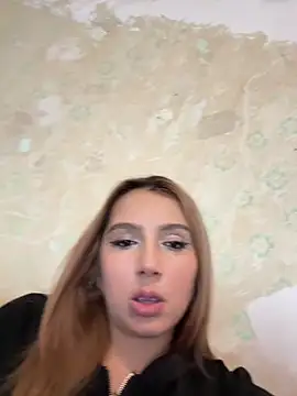 hotamanda01 online show from April 2026 10:49:01 PM