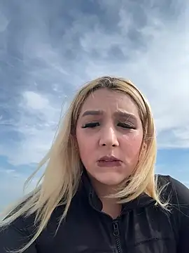 hotamanda01 online show from February 2026 12:16:01 PM