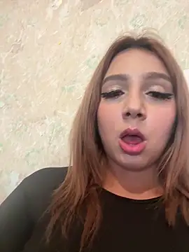 hotamanda01 online show from March 2026 10:52:01 PM