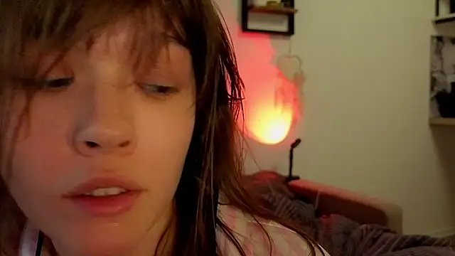 DemiDee online show from May 2026 05:56:01 PM