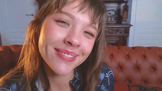 DemiDee online show from January 2026 08:40:02 AM