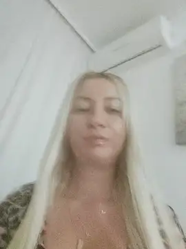 visnjica online show from November 2025 05:05:02 PM