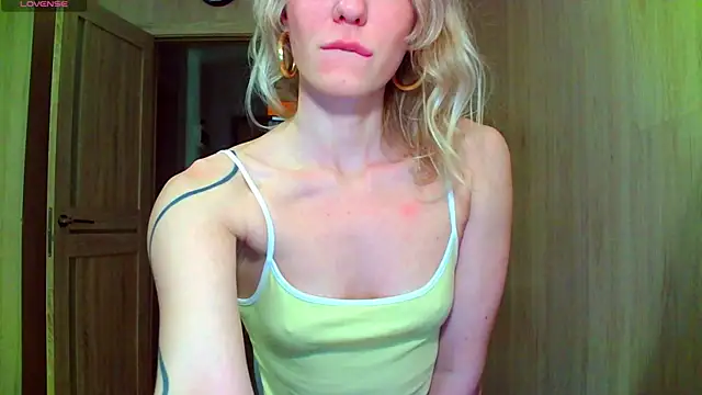 Caramel piegirl online show from June 2026 09:25:02 PM