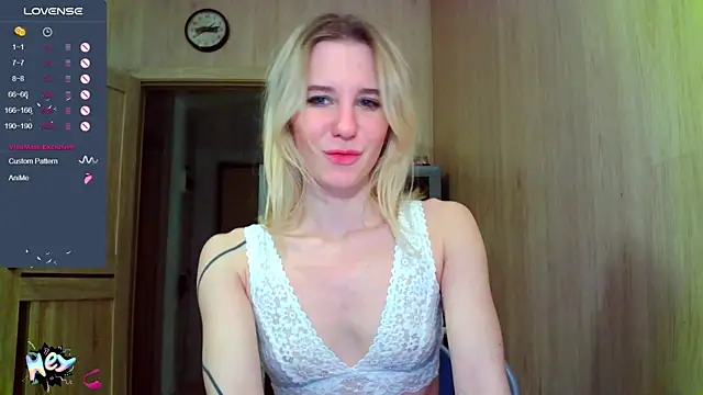 Caramel piegirl online show from October 2025 08:21:02 PM