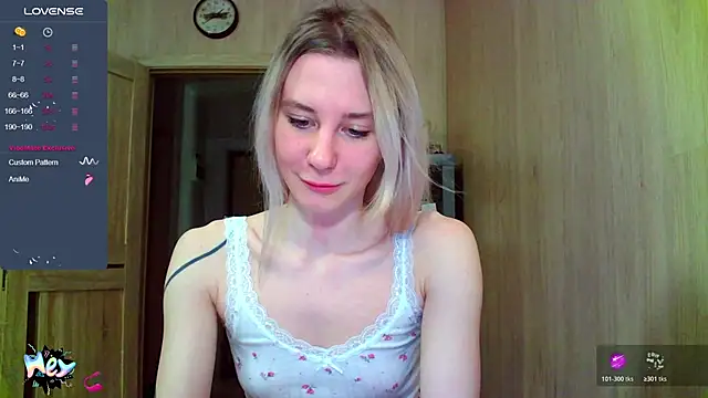 Caramel piegirl online show from October 2025 04:29:02 PM