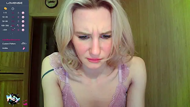 Caramel piegirl online show from March 2025 05:50:02 PM