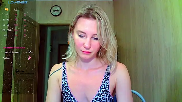 Caramel piegirl online show from July 2026 08:50:01 PM