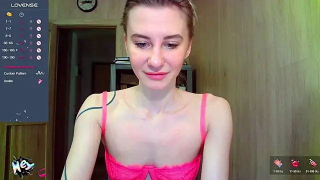 Caramel piegirl online show from October 2025 02:42:02 PM