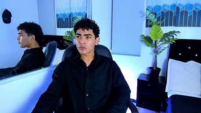 LucasCarterr online show from March 2025 07:51:02 AM