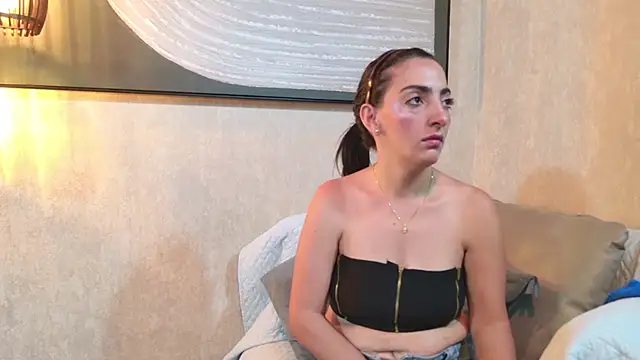 lissa palmer online show from November 2025 03:18:01 AM