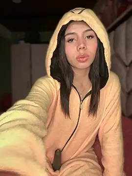 Laura-Khalifa online show from November 2025 07:56:01 AM