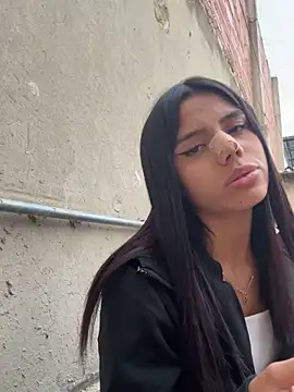 Laura-Khalifa online show from February 2025 10:47:01 PM