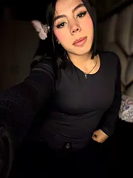 Laura-Khalifa online show from April 2026 04:41:02 AM