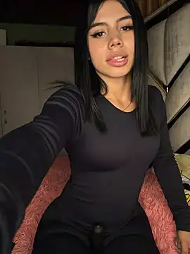 Laura-Khalifa online show from February 2026 07:06:01 AM