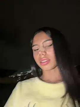 Laura-Khalifa online show from February 2025 05:58:01 AM