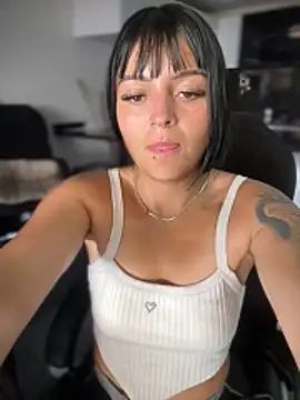 Dulce  Boyd online show from October 2025 01:52:01 PM