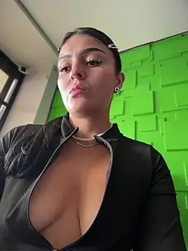 Dulce  Boyd online show from April 2026 02:45:02 PM