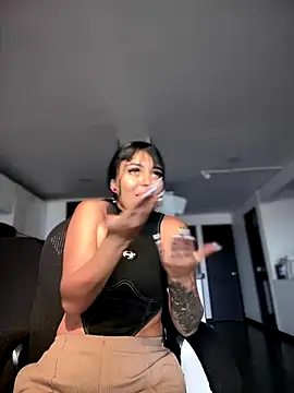 Dulce  Boyd online show from September 2025 01:53:02 PM