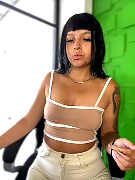 Dulce  Boyd online show from November 2025 01:58:02 PM