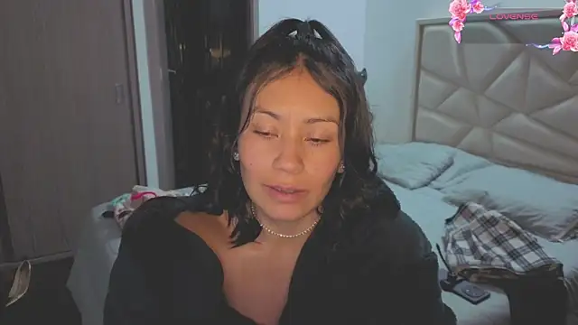 salome stockman s online show from May 2026 01:59:03 AM